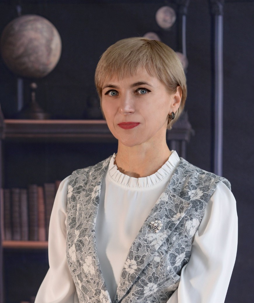 Абрамян Наталья Евгеньевна.